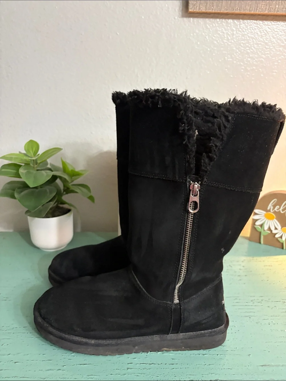 Koolaburra mid calf